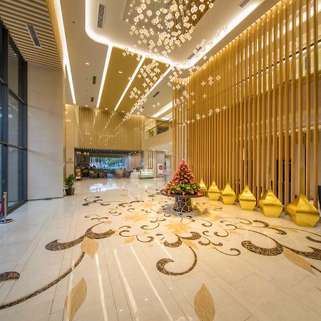 Sheraton Can Tho Bagian luar foto Lobby