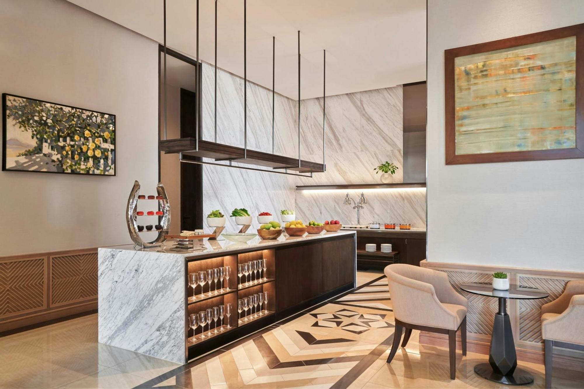 Sheraton Can Tho Bagian luar foto