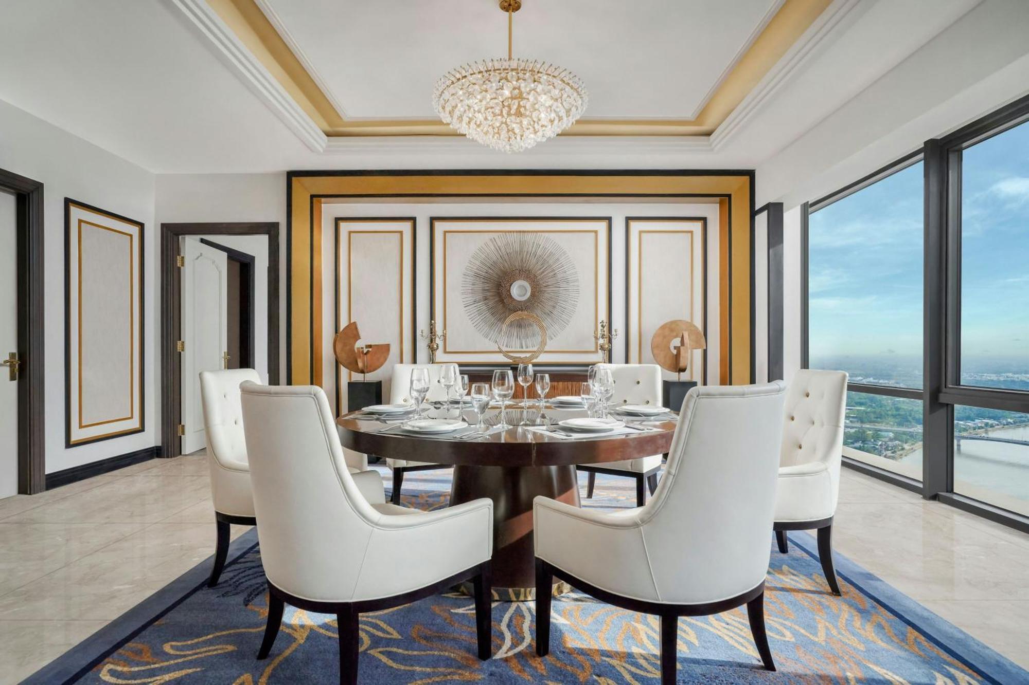 Sheraton Can Tho Bagian luar foto Dining room