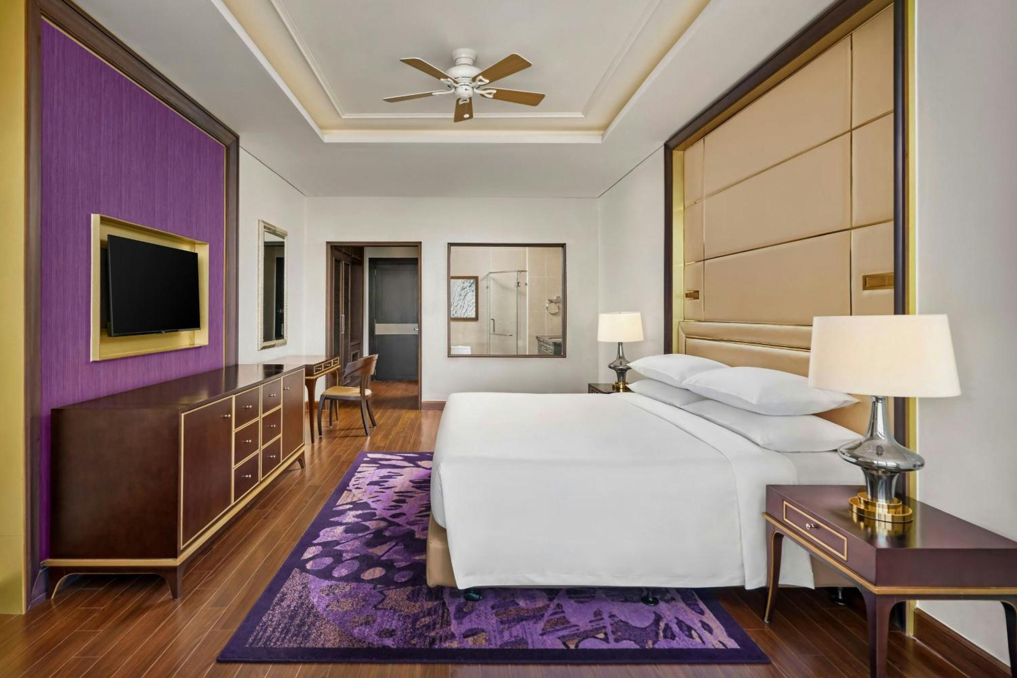 Sheraton Can Tho Bagian luar foto Deluxe King