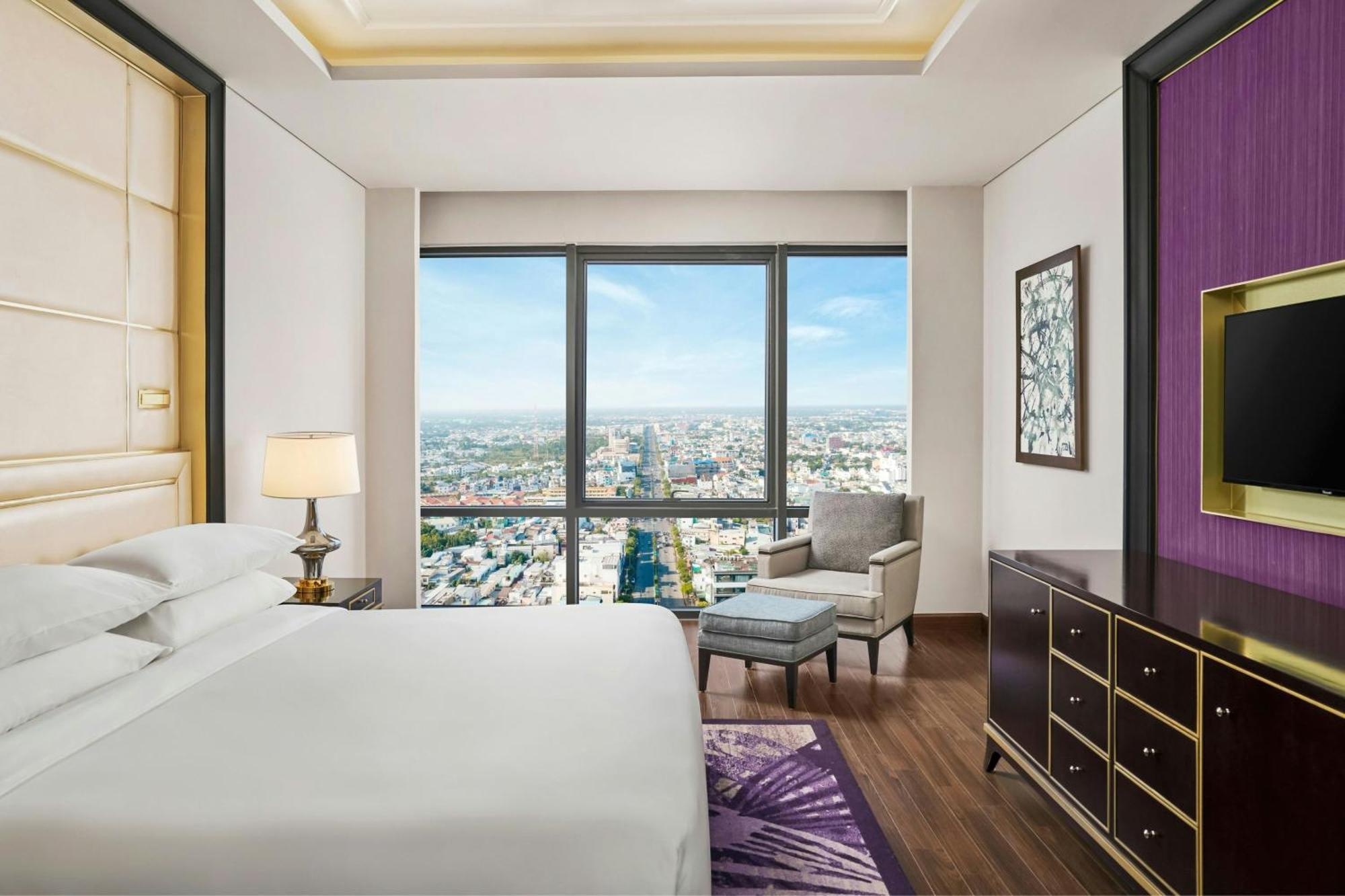 Sheraton Can Tho Bagian luar foto Deluxe King